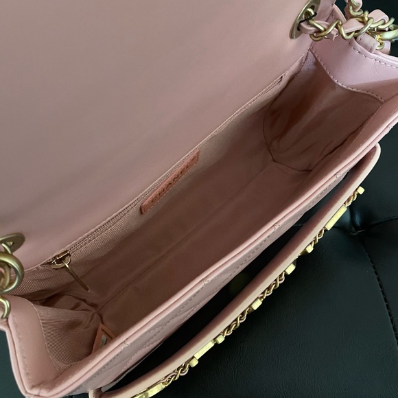 Chanel flap bag new!! - Picture 11 of 14